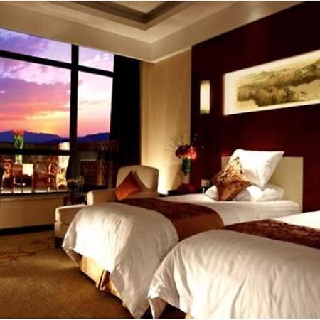 New Century Fengming Resort Zaozhuang Bagian luar foto