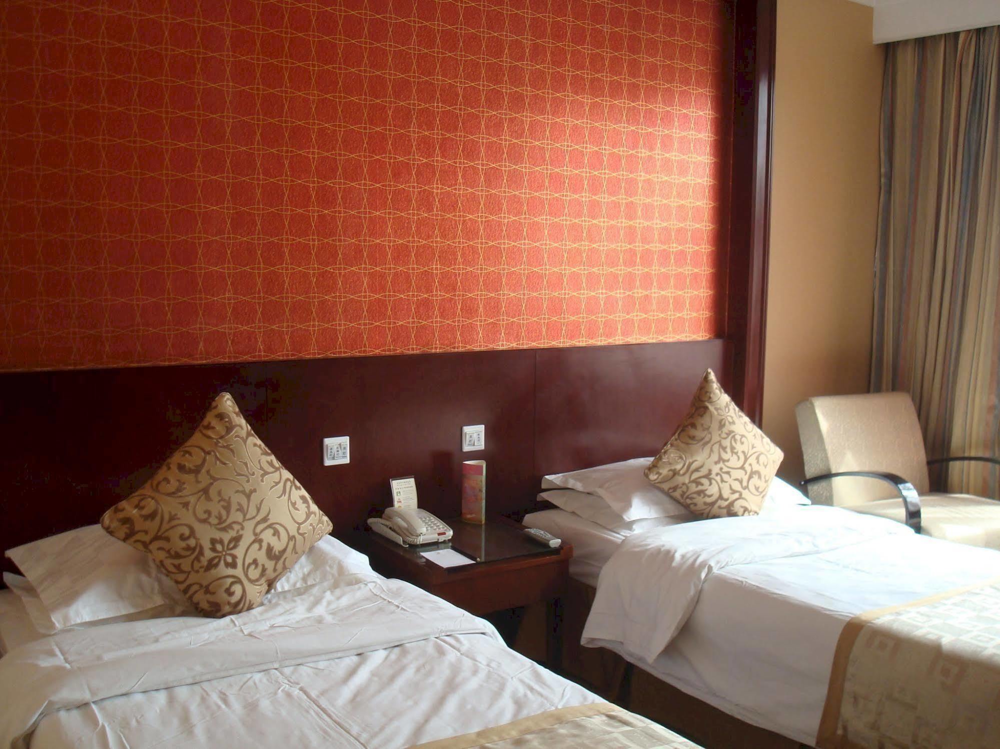 New Century Fengming Resort Zaozhuang Bagian luar foto